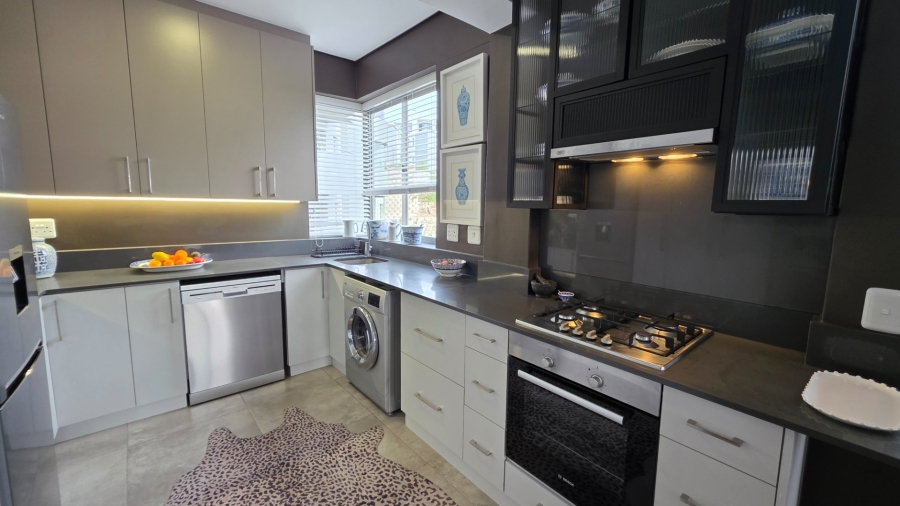 2 Bedroom Property for Sale in Island View Western Cape
